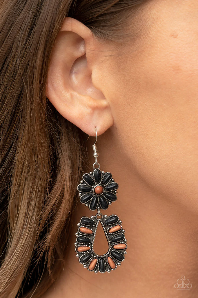 Badlands Eden - Black Stone Earring-Paparazzi - The Sassy Sparkle