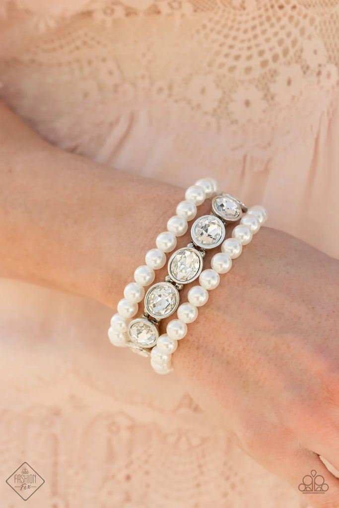 White pearl hot sale bracelet paparazzi