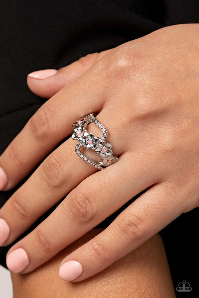 Captivating Corsage - Pink Ring-Paparazzi - The Sassy Sparkle