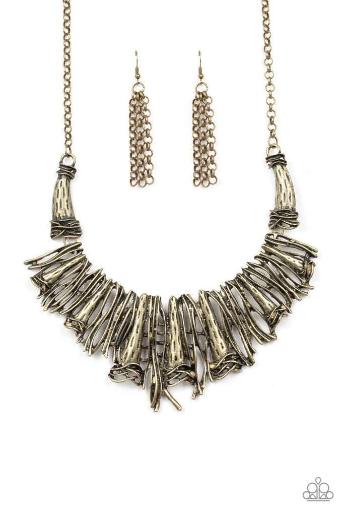 In The MANE Stream-Brass $5 Paparazzi Necklace - The Sassy Sparkle