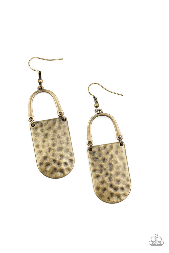 Resort Relic - Brass Earring-Paparazzi - The Sassy Sparkle