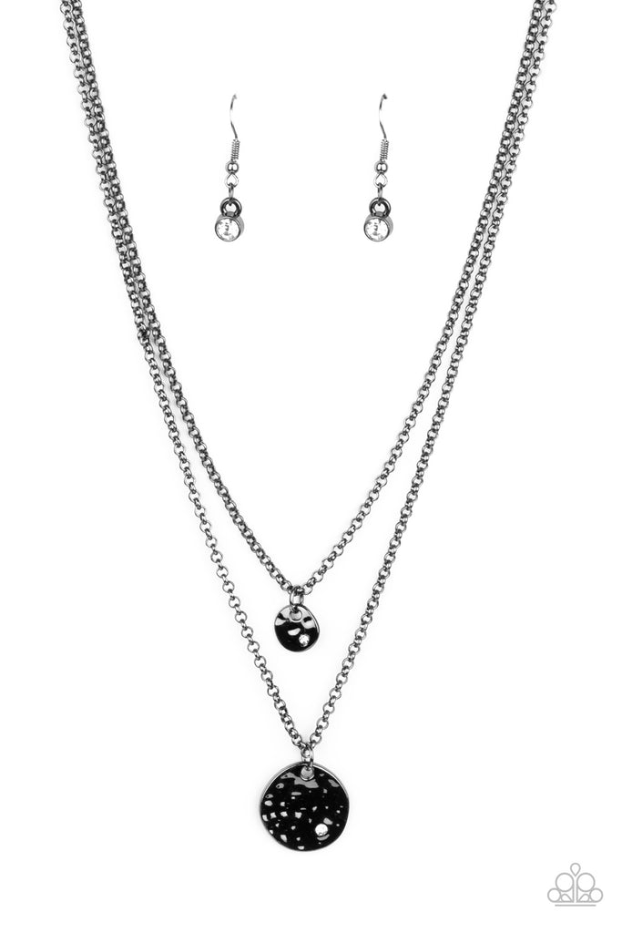 Modern Minimalist - Black-Necklace-Paparazzi - The Sassy Sparkle