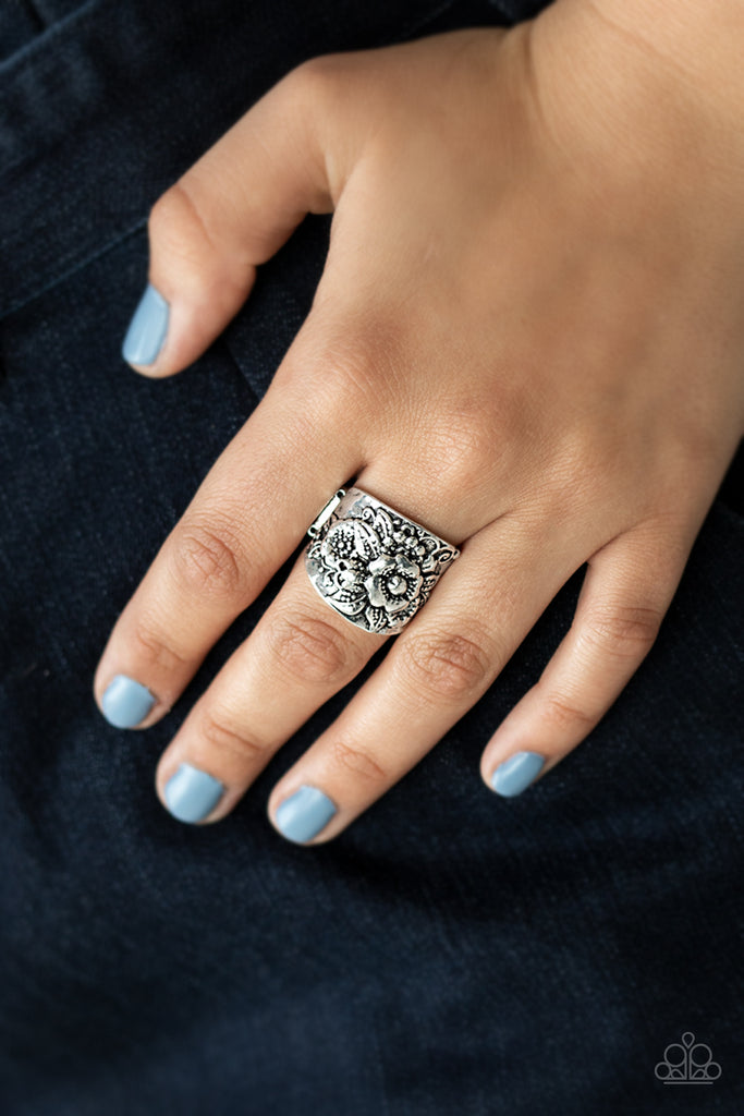 Tropical Bloom-Silver Paparazzi Ring - The Sassy Sparkle