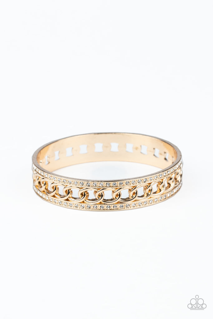 Couture Court - Gold Bracelet-Paparazzi - The Sassy Sparkle