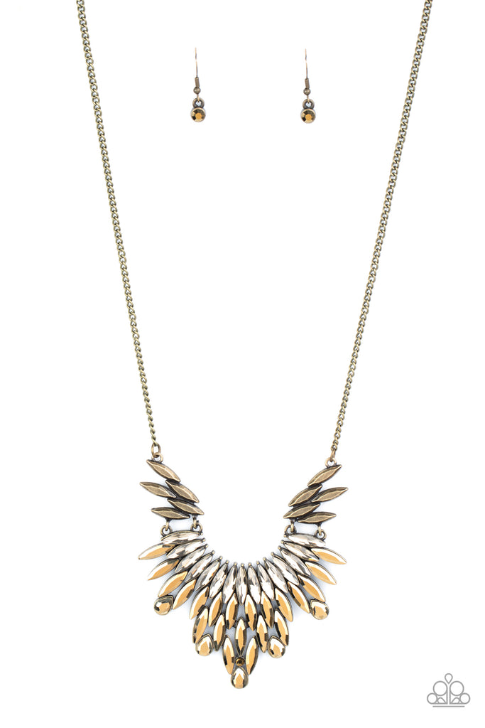 Leave it to LUXE - Brass Necklace-Paparazzi - The Sassy Sparkle