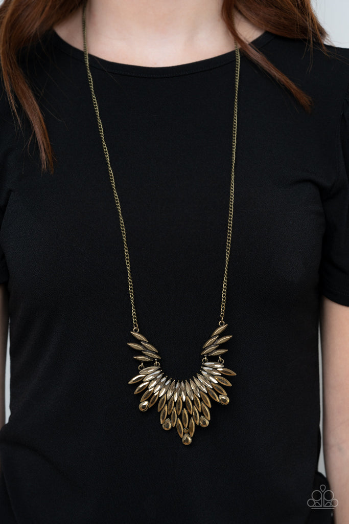 Leave it to LUXE - Brass Necklace-Paparazzi