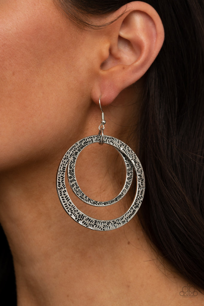 Rounded Out - Silver-Paparazzi Earring - The Sassy Sparkle
