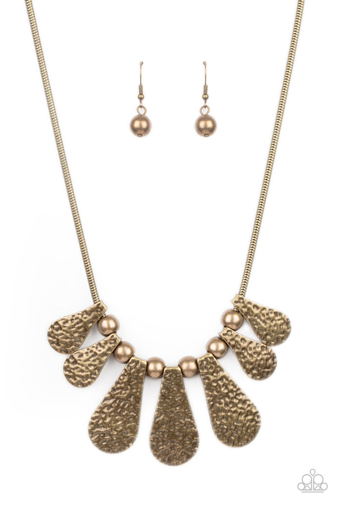 Gallery Goddess - Brass Necklace-Paparazzi - The Sassy Sparkle