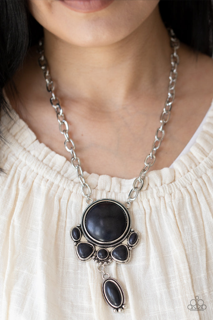 Geographically Gorgeous - Black Necklace-Paparazzi - The Sassy Sparkle