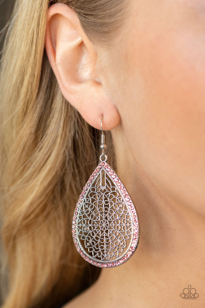 Fleur de Fantasy - Pink Earring-Paparazzi