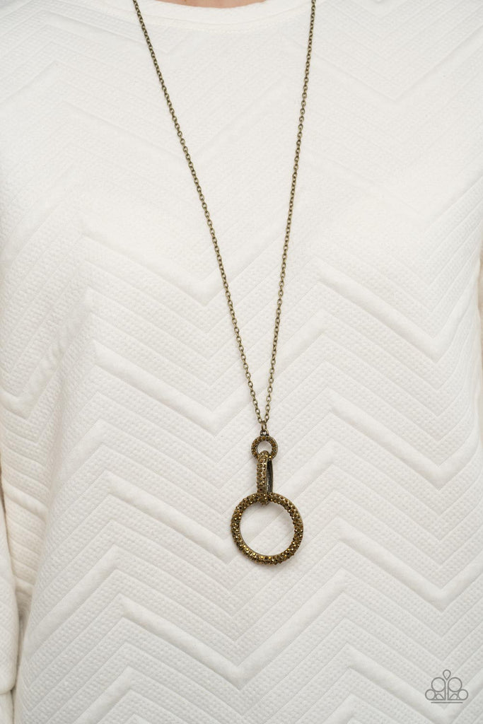 Radiant Ringleader - Brass Necklace-Paparazzi