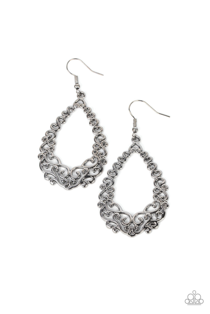 Granada Garland - Black Paparazzi Earring - The Sassy Sparkle