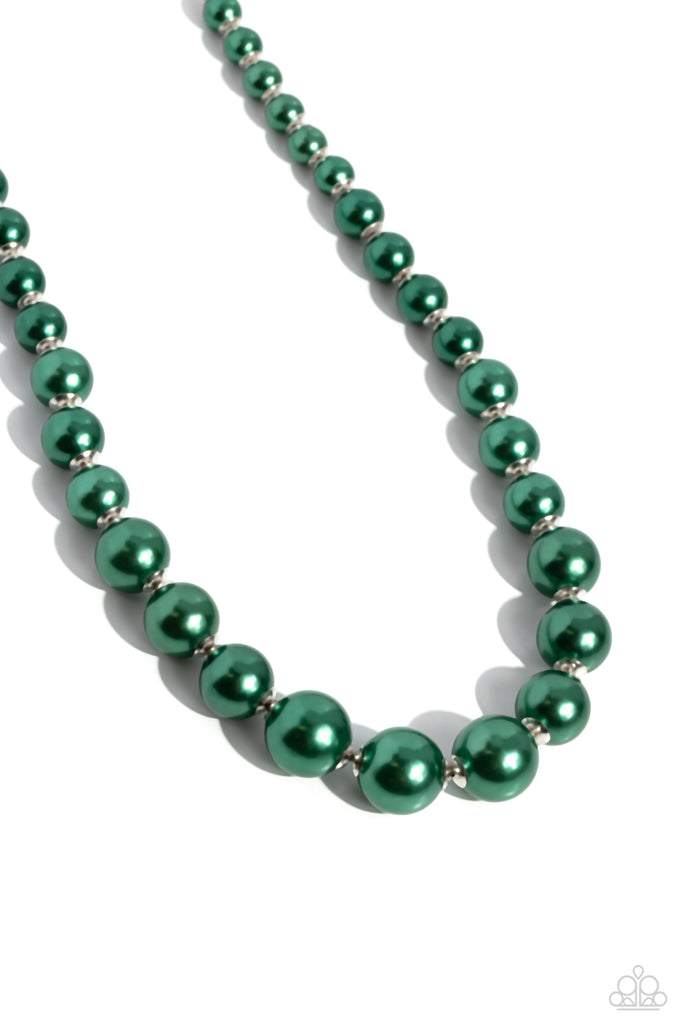Manhattan Mogul - Green Paparazzi Necklace - The Sassy Sparkle