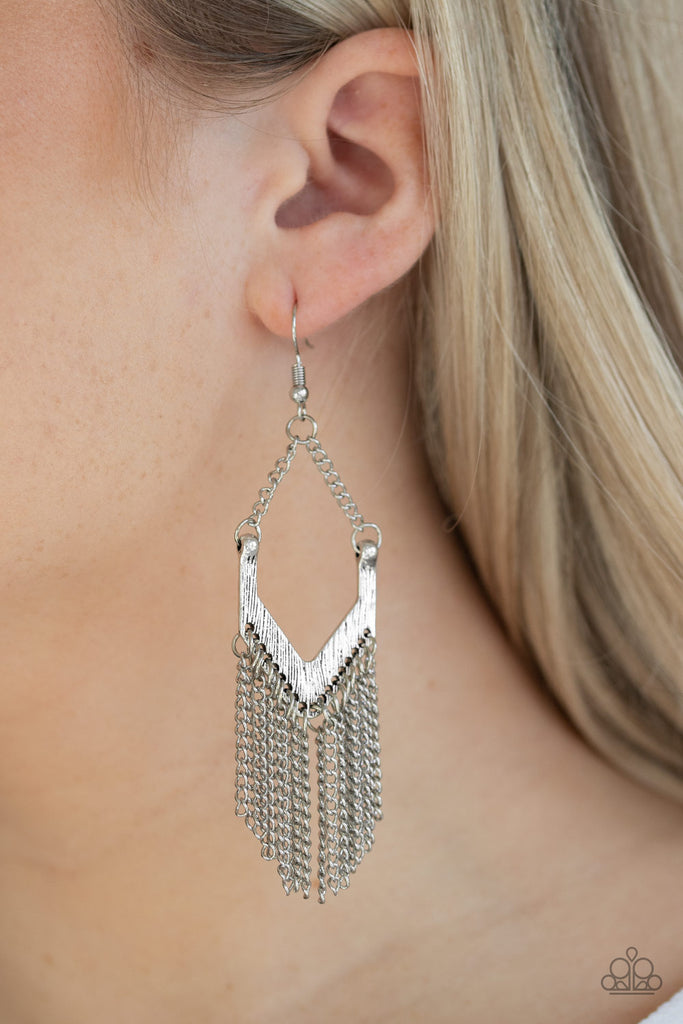 Unchained Fashion-Silver Earring-Paparazzi - The Sassy Sparkle