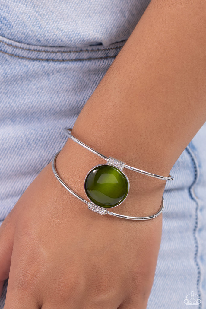Candescent Cats Eye - Green Paparazzi Bracelet - The Sassy Sparkle