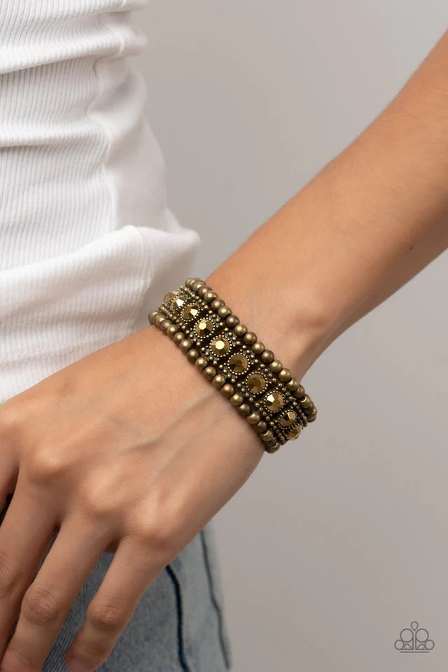 Ritzy Reboot - Brass Bracelet-Paparazzi - The Sassy Sparkle